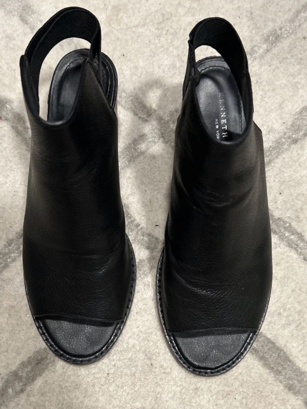 Kenneth Cole Black Leather Open-Toe Slingback Mules
